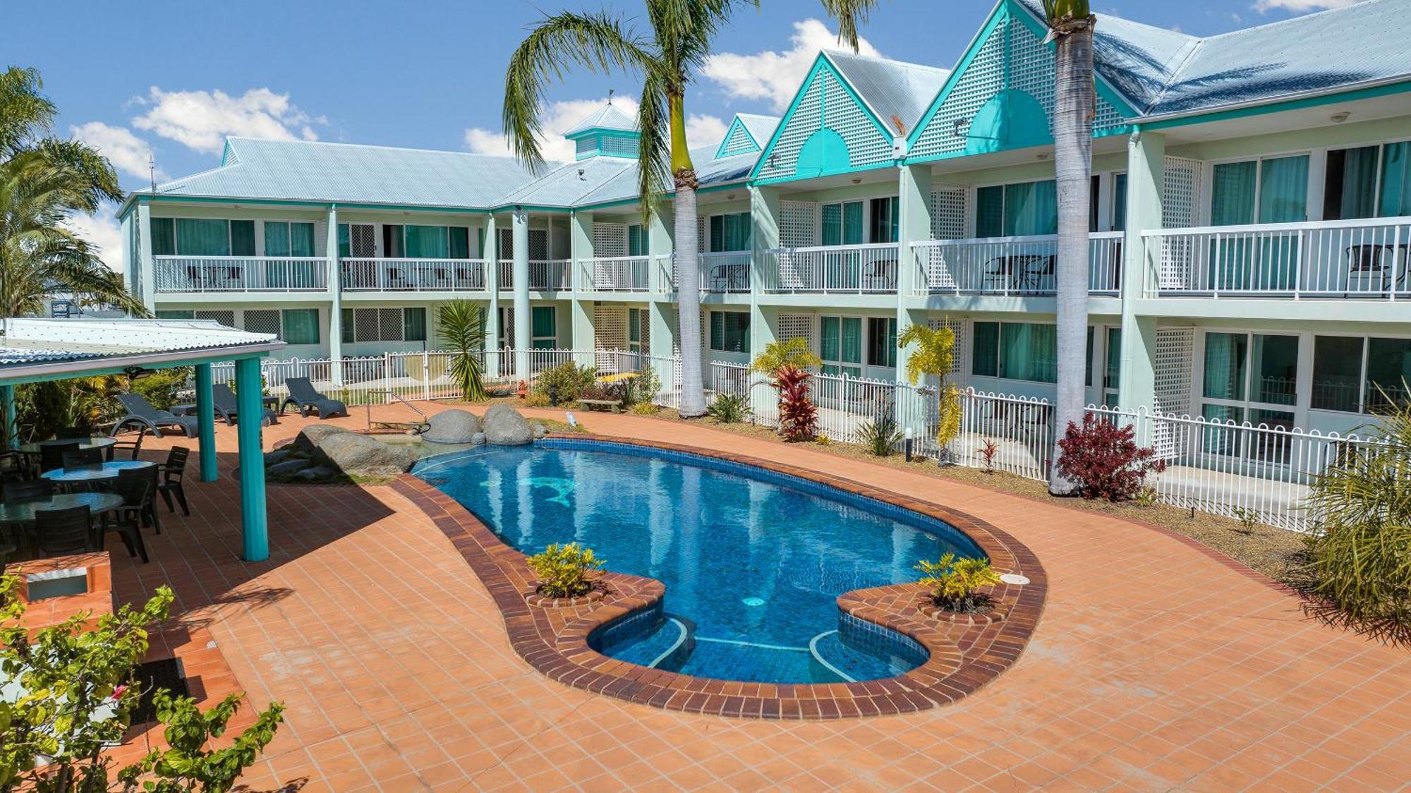 Reef Adventureland Motor Inn Tannum Sands Eksteriør bilde